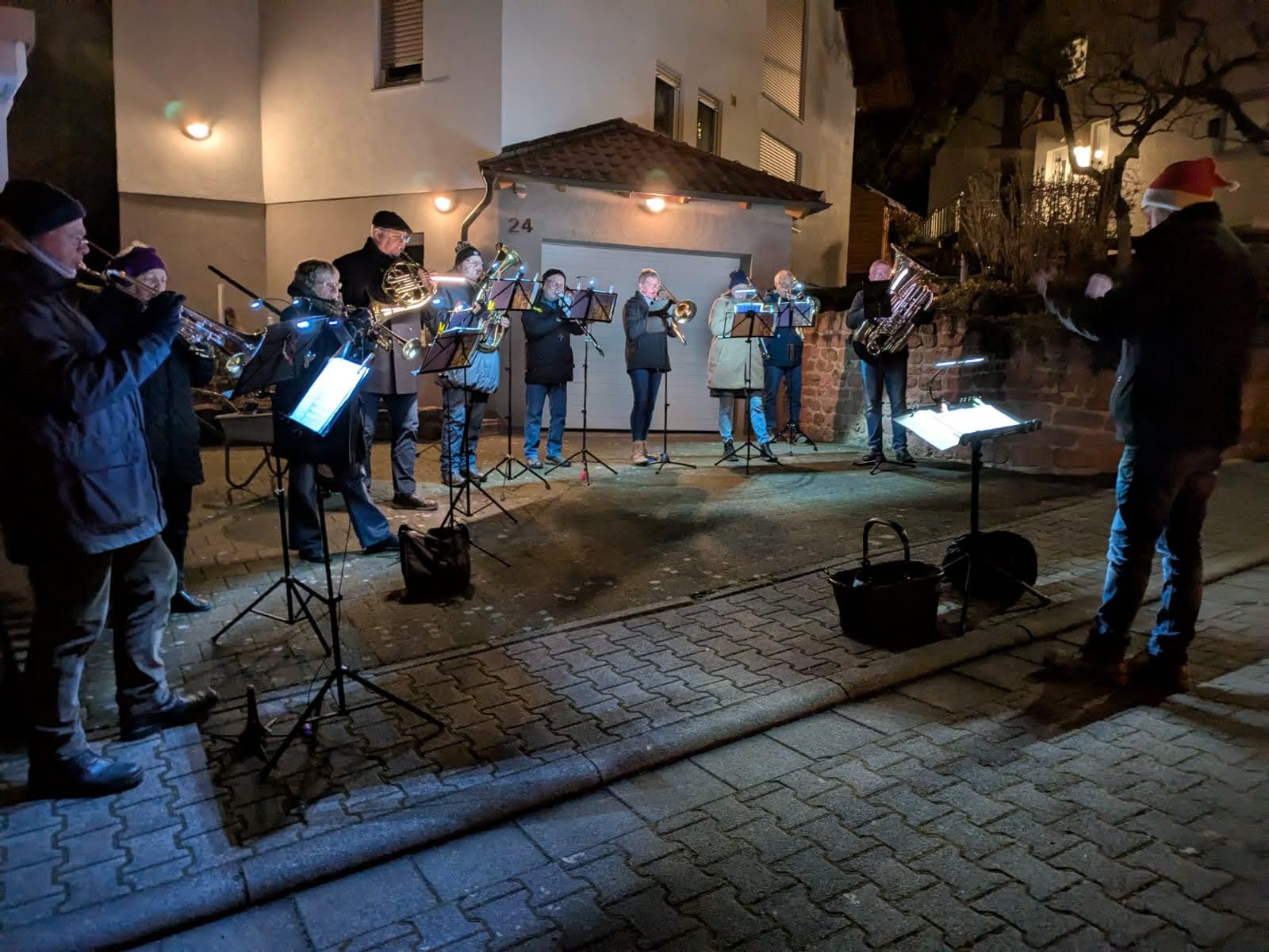 Lebendiger Adventskalender in Wiebelsbach (16.12.2024)